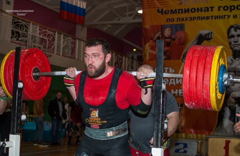 Чемпионат города Норильска по пауэрлифтингу среди мужчин и женщин.